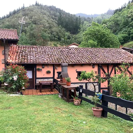 Apartment Rustico El Cerezo Lubayo