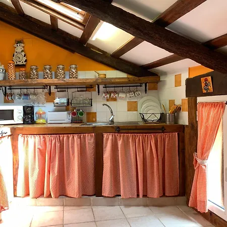 Rustico El Cerezo Apartment